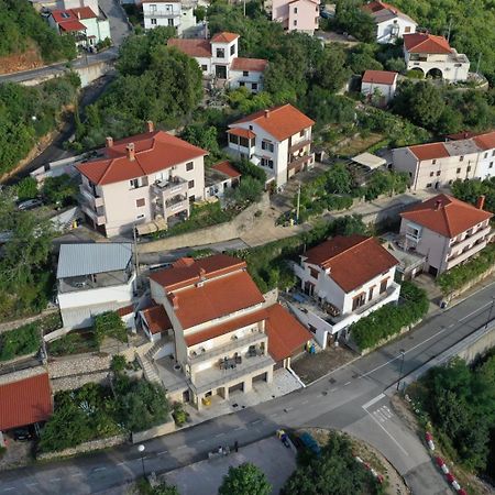 ורבניק Apartman Marina מראה חיצוני תמונה