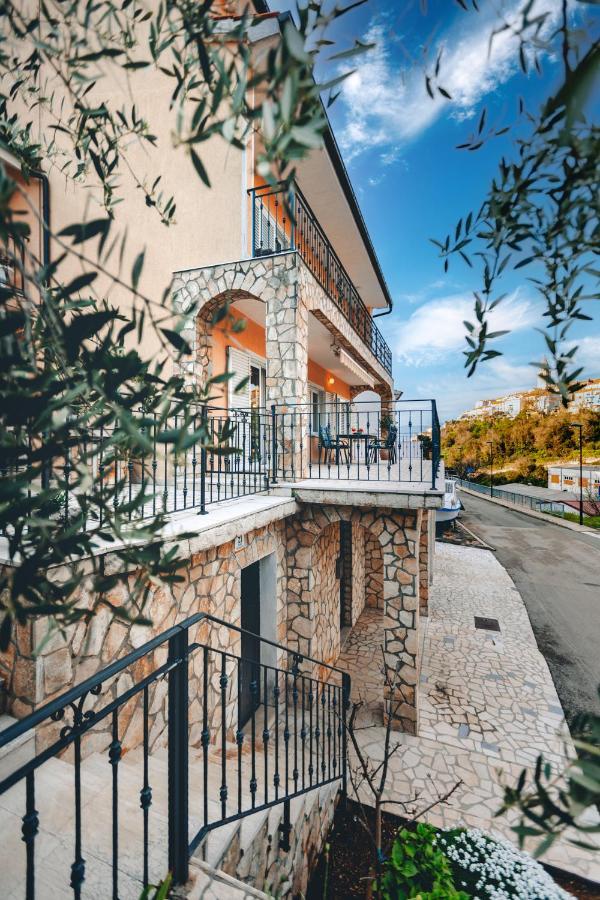 ורבניק Apartman Marina מראה חיצוני תמונה