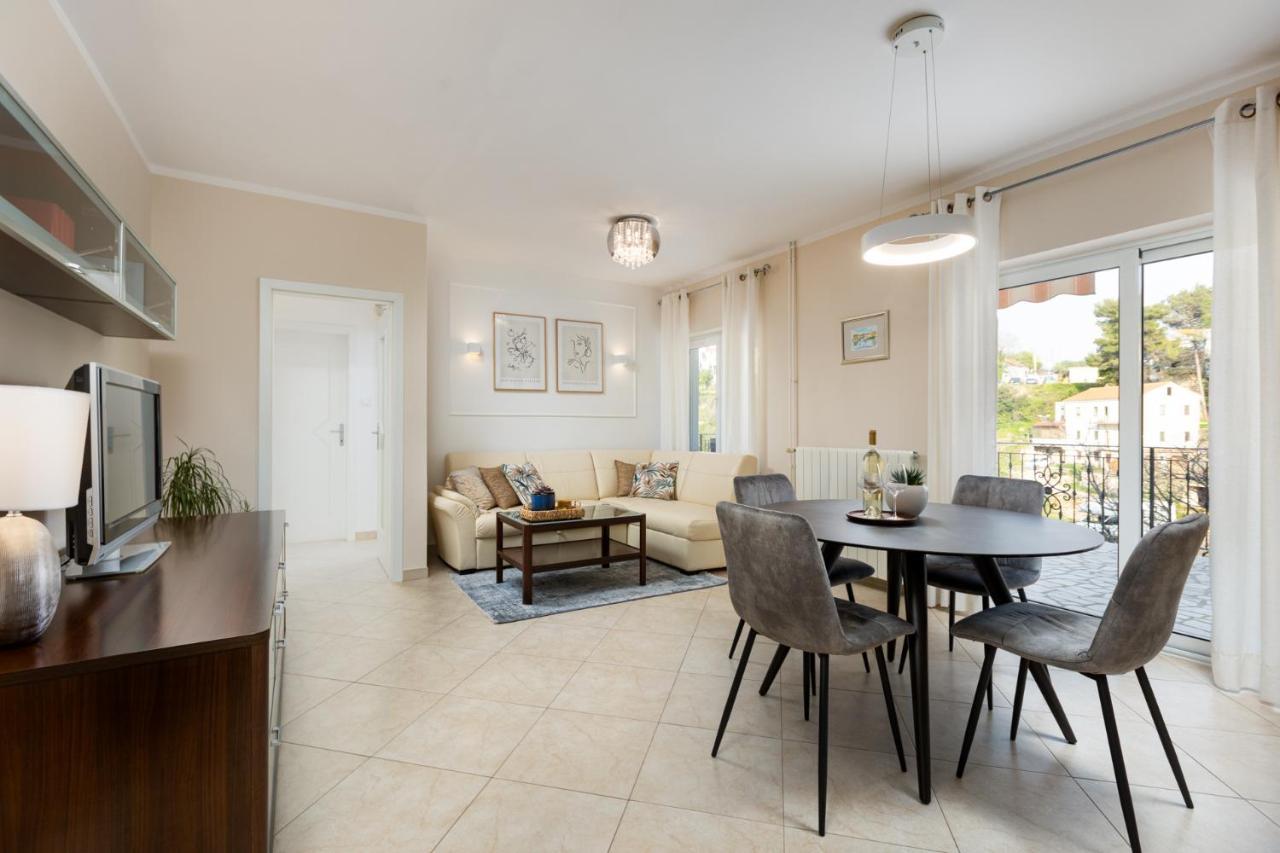 ורבניק Apartman Marina מראה חיצוני תמונה