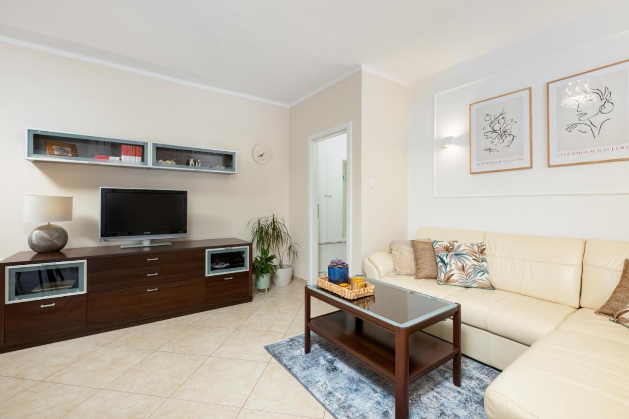 ורבניק Apartman Marina מראה חיצוני תמונה