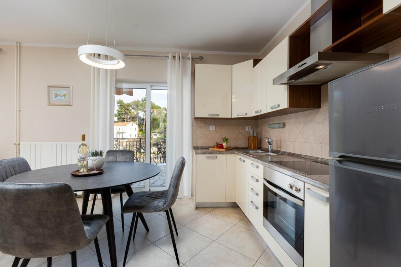 ורבניק Apartman Marina מראה חיצוני תמונה